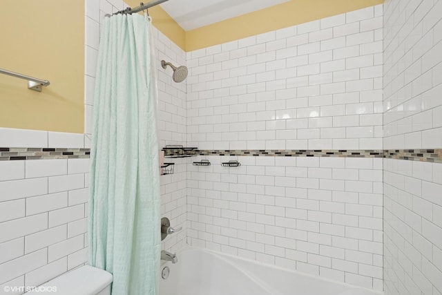 780 S Federal St Unit 1006, Chicago, IL 60605 - bathroom with shower / bathtub combination with curtain and tile walls