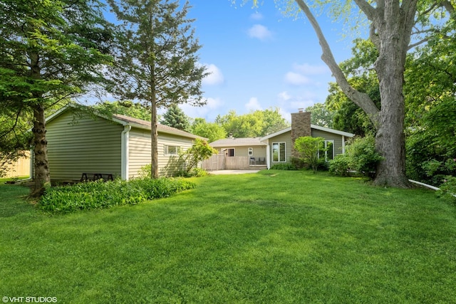 1908 Hazelwood Dr, Lindenhurst, IL 60046 - view of yard featuring an outbuilding