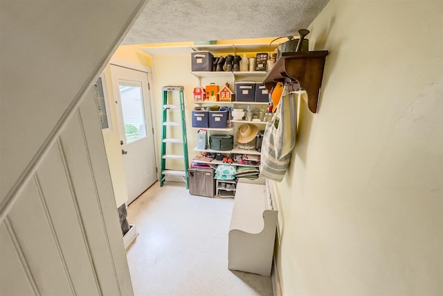735 W Henry St, Pontiac, IL 61764 - view of storage