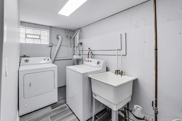 2219 Keystone Ave, North Riverside, IL 60546 - laundry room featuring washing machine and dryer