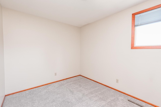 350 Kathy Dr, Bourbonnais, IL 60914 - unfurnished room with carpet floors and baseboards