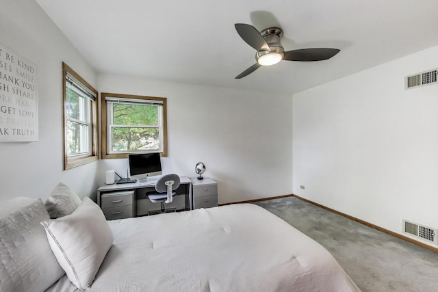 539 S Evergreen Ave, Arlington Heights, IL 60005 - bedroom featuring carpet flooring, a ceiling fan, and a desk