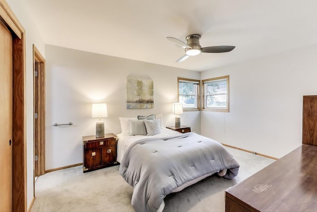 539 S Evergreen Ave, Arlington Heights, IL 60005 - bedroom featuring light carpet, a closet, and ceiling fan