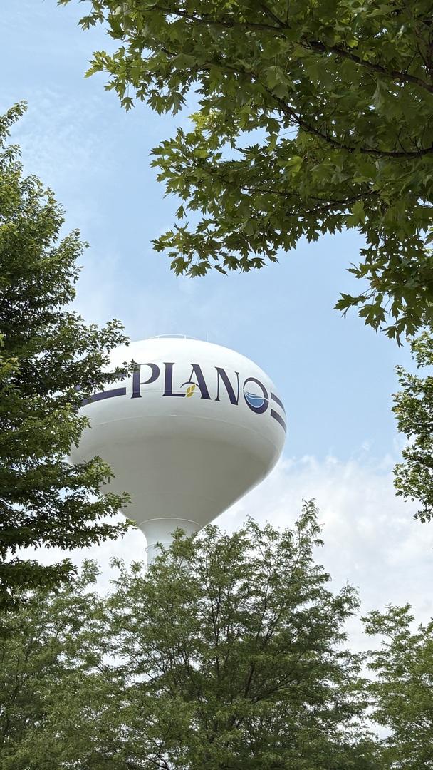 4321 Dillon St, Plano, IL 60545 - exterior view