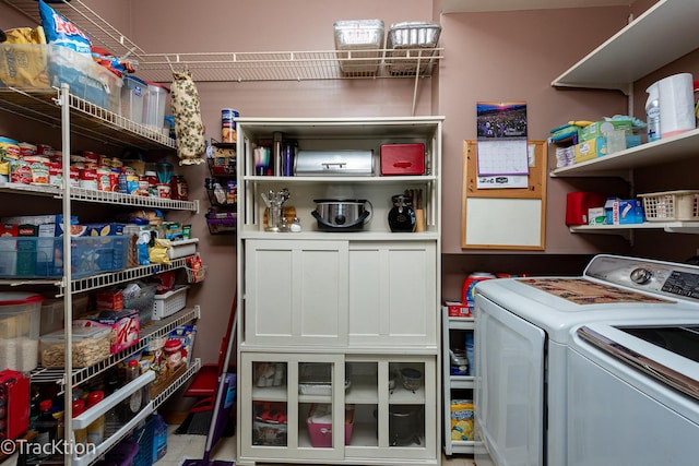 6158 W 60th St, Chicago, IL 60638 - washroom featuring washer and clothes dryer