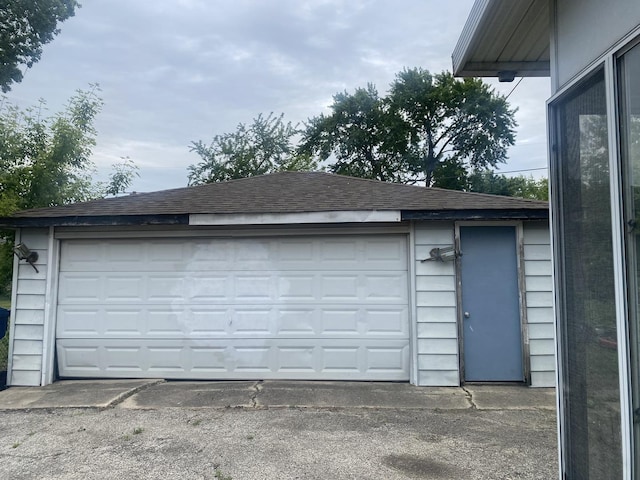 7545 Beloit Ave, Bridgeview, IL 60455 - view of detached garage