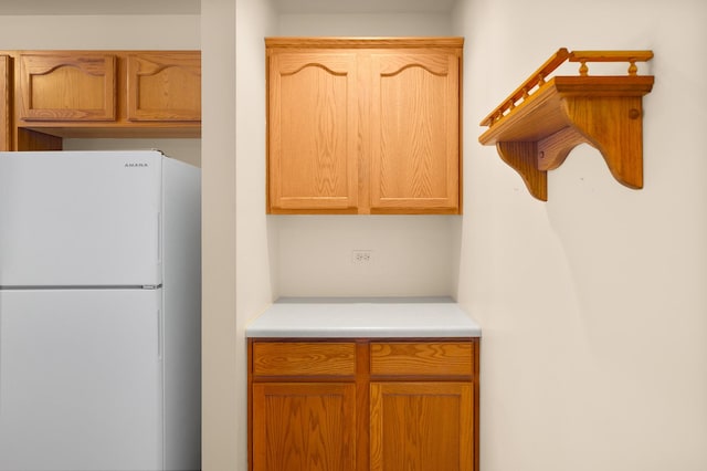 213 Stillwater Ct, Oswego, IL 60543 - kitchen with freestanding refrigerator and light countertops