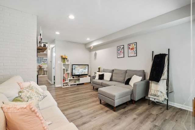 534 W Eugenie St, Chicago, IL 60614 - living room featuring light wood-style floors and recessed lighting