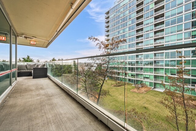 9715 Woods Dr Unit 700, Skokie, IL 60077 - view of balcony