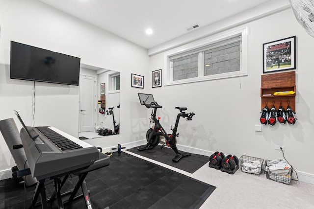 1410 N Greenview Ave Unit 1, Chicago, IL 60642 - workout room with baseboards and recessed lighting