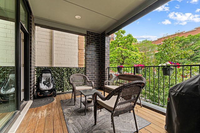 1410 N Greenview Ave Unit 1, Chicago, IL 60642 - view of wooden deck