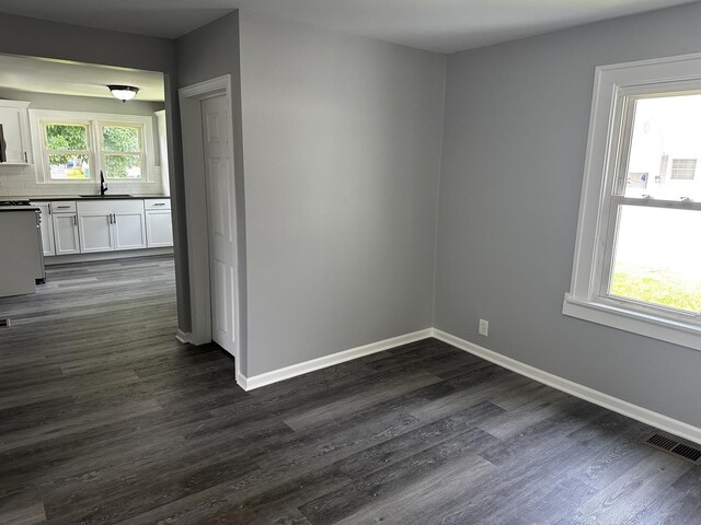 1002 Hoyne St, Streator, IL 61364 - photo 14