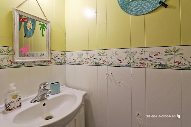 38159 N Geraghty Ave, Beach Park, IL 60087 - bathroom with a sink