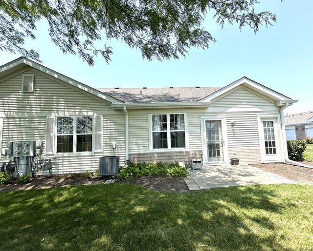 16430 Crescent Lake Court, Crescent Lake Court, Crest Hill, IL 60403 - photo 19