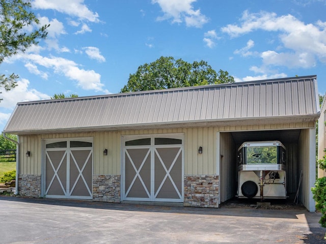 5284 Harvey Rd, Caledonia, IL 61011 - view of outbuilding