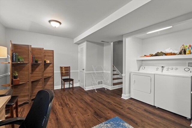 427 Cedarcrest Dr, Streamwood, IL 60107 - laundry area with wood finished floors, separate washer and dryer, and baseboards