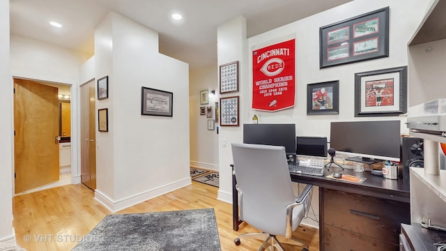 212 W Washington St Unit 1108, Chicago, IL 60606 - office space with light wood-style floors