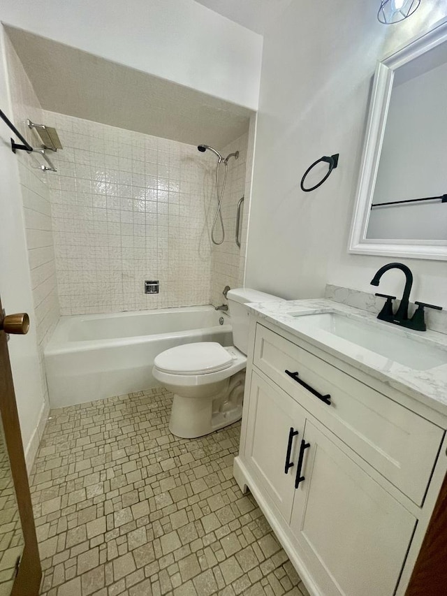 4125 N Keystone Ave Unit 605, Chicago, IL 60641 - bathroom with vanity and shower / bath combination