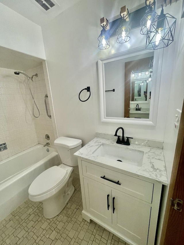 4125 N Keystone Ave Unit 605, Chicago, IL 60641 - bathroom with vanity and shower / bath combination
