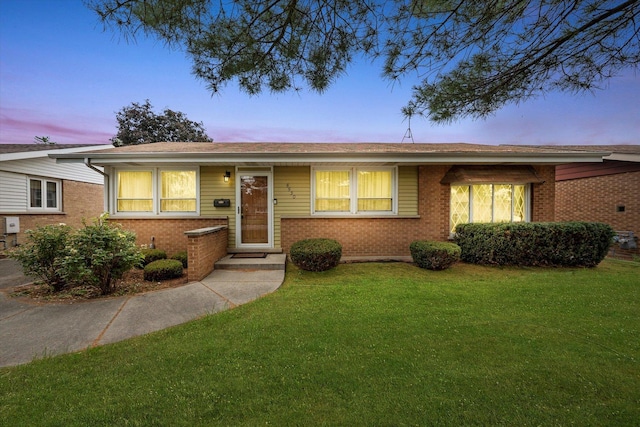 5530 Parkview Ct, Crestwood, IL 60418 - single story home with brick siding and a front yard