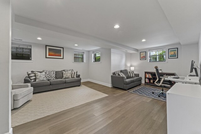6351 N Glenwood Ave Unit 1S, Chicago, IL 60660 - living area featuring wood finished floors and recessed lighting