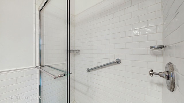 1646 E 54th St Unit 2, Chicago, IL 60615 - full bathroom with a stall shower