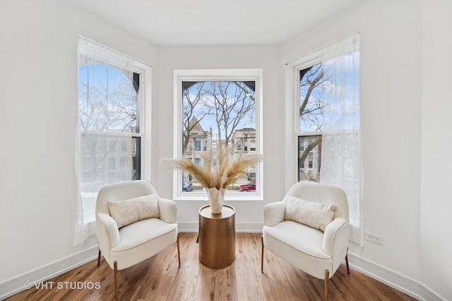 4752 S Champlain Ave, Chicago, IL 60615 - living area with wood finished floors and baseboards