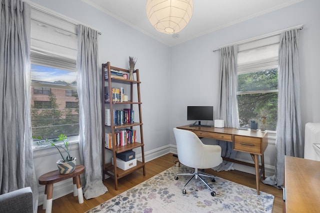 1419 W Birchwood Ave, Chicago, IL 60626 - office with crown molding and wood finished floors