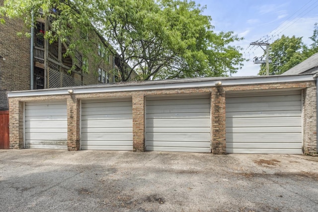 1419 W Birchwood Ave, Chicago, IL 60626 - view of garage
