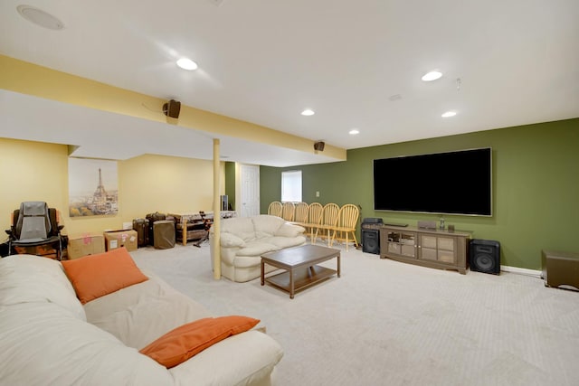 4227 N Walnut Ave, Arlington Heights, IL 60004 - living area featuring carpet and recessed lighting