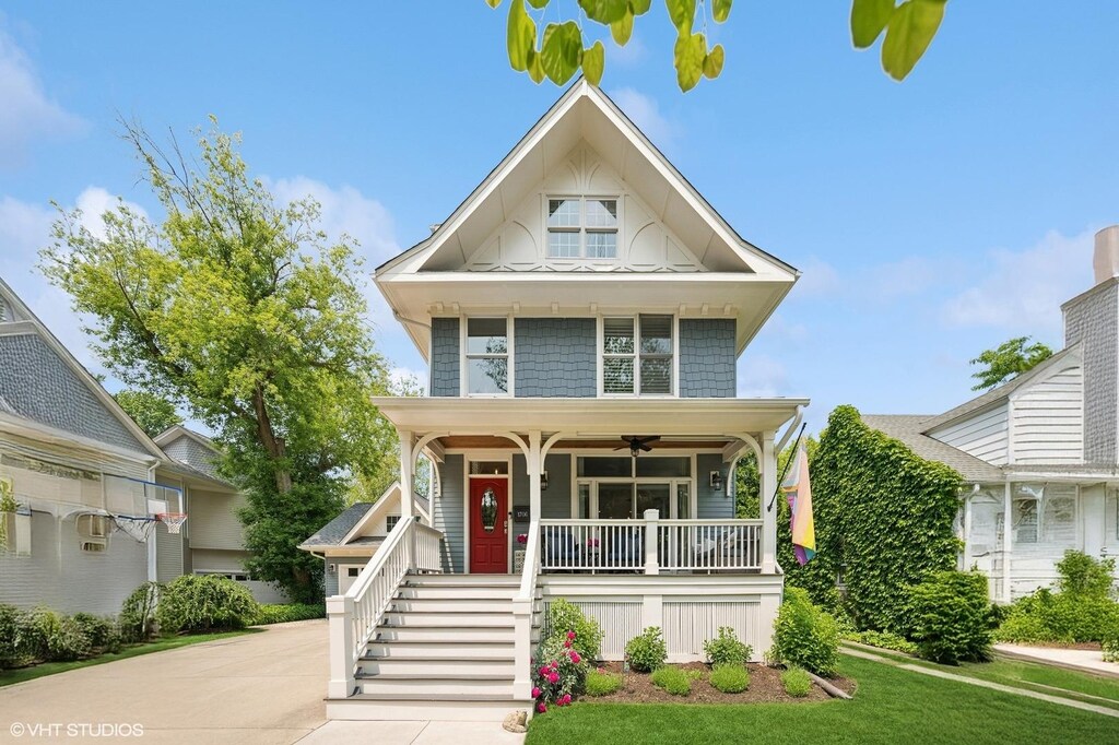 1706 Elmwood Ave, Wilmette, IL 60091 - photo 1