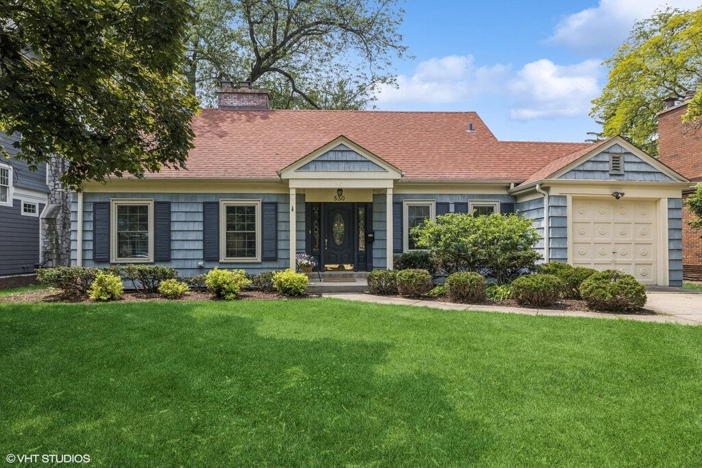 530 Sunset Ave, La Grange, IL 60525 - photo 1