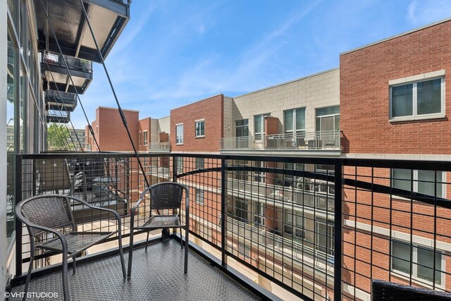 1224 W Van Buren St Unit 317, Chicago, IL 60607 - photo 4