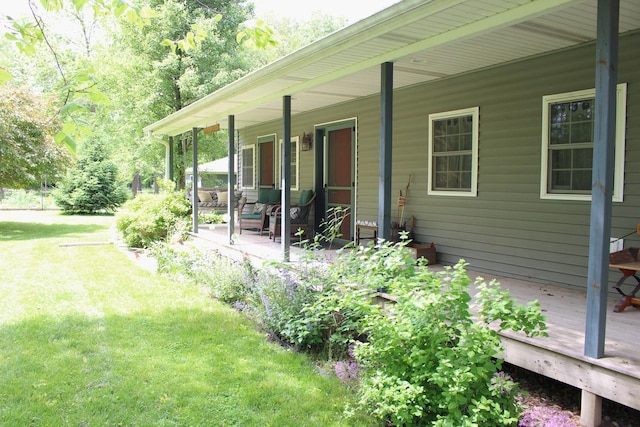 1046 N Riverside Dr, Momence, IL 60954 - exterior space featuring a lawn