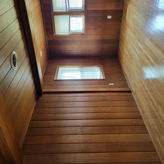 4930 S Luna Ave, Chicago, IL 60638 - photo 9