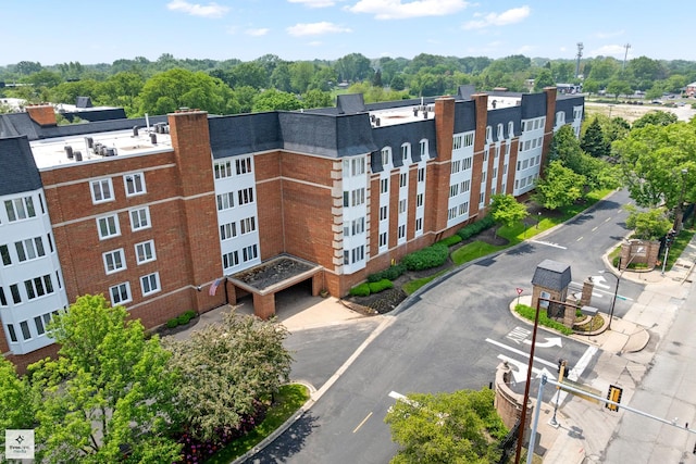 50 Lake Blvd Unit 632, Buffalo Grove, IL 60089 - view of building exterior with uncovered parking