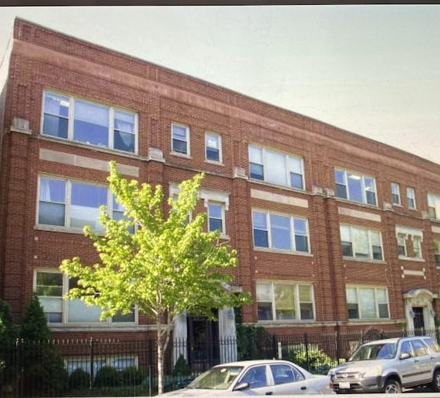 827 W Lawrence Ave Unit 3N, Chicago, IL 60640 - view of building exterior