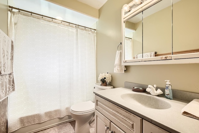 9001 Mobile Ave, Oak Lawn, IL 60453 - full bathroom with vanity and shower / bath combination with curtain