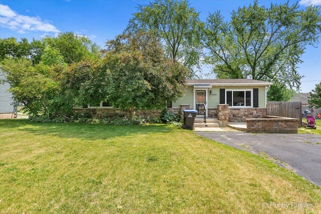 5502 Thelen Ave, Mchenry, IL 60050 - view of front of house featuring stone siding