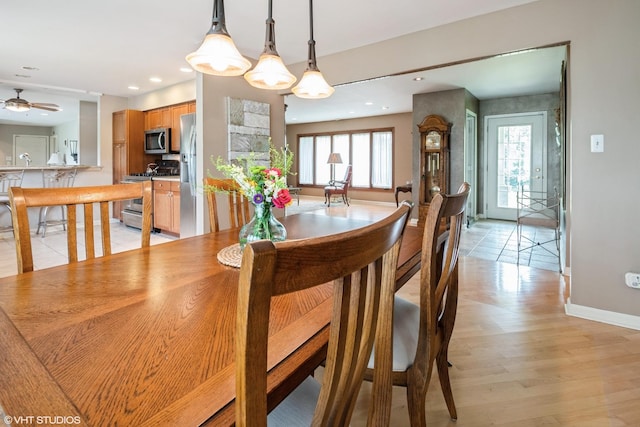 10901 W 131st St, Orland Park, IL 60467 - dining area featuring a ceiling fan, light wood-style floors, and recessed lighting