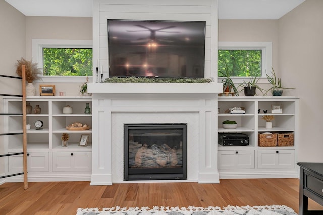 20111 N Woodland Cir, Mokena, IL 60448 - living area featuring light wood-style flooring and a large fireplace