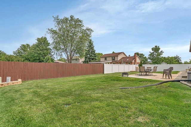 8932 Pebble Beach Ln, Orland Park, IL 60462 - view of yard featuring a patio area