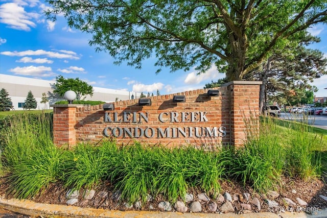 134 Klein Creek Ct Unit 4D, Carol Stream, IL 60188 - view of community sign