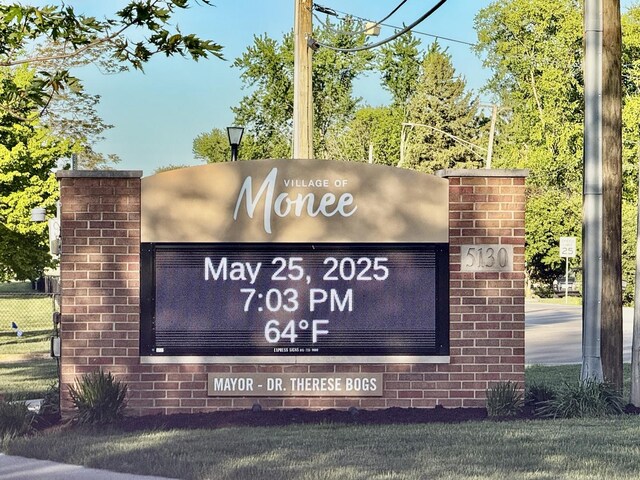 5203 W Court St, Monee, IL 60449 - view of community sign