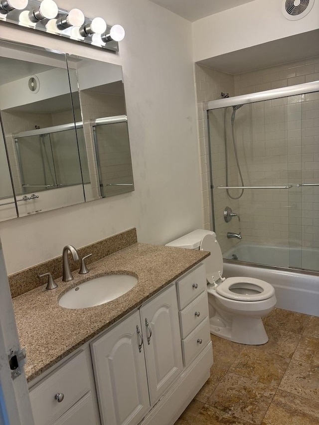 6007 N Sheridan Rd Unit 24H, Chicago, IL 60660 - full bath with vanity and combined bath / shower with glass door