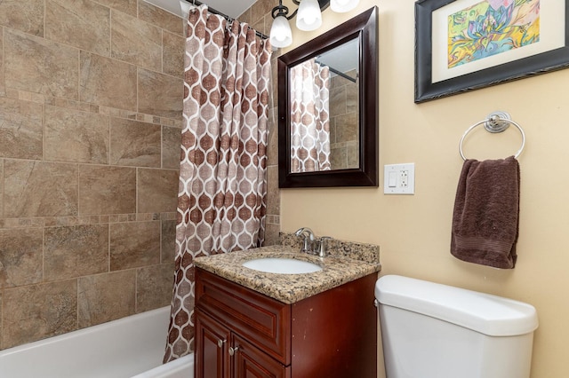 1262 N Kennedy Dr, Streamwood, IL 60107 - full bath featuring shower / bath combo and vanity