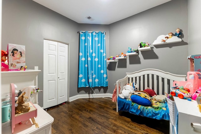 4251 W Jackson Blvd, Chicago, IL 60624 - bedroom with wood finished floors and a closet
