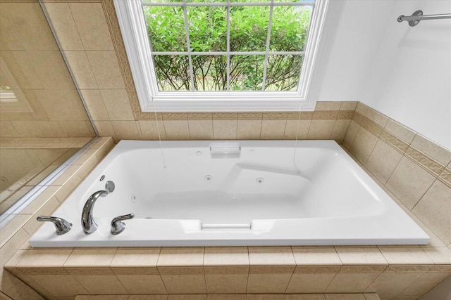1904 Mullikin Dr, Champaign, IL 61822 - bathroom featuring a tub with jets