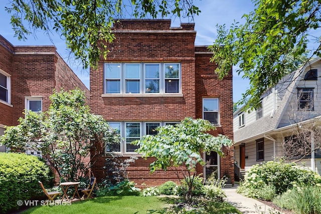 117 S Grove Ave, Oak Park, IL 60302 - view of front of home featuring brick siding