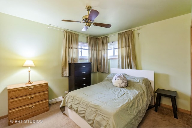 1550 Marshall Dr, Des Plaines, IL 60018 - carpeted bedroom featuring baseboards and a ceiling fan